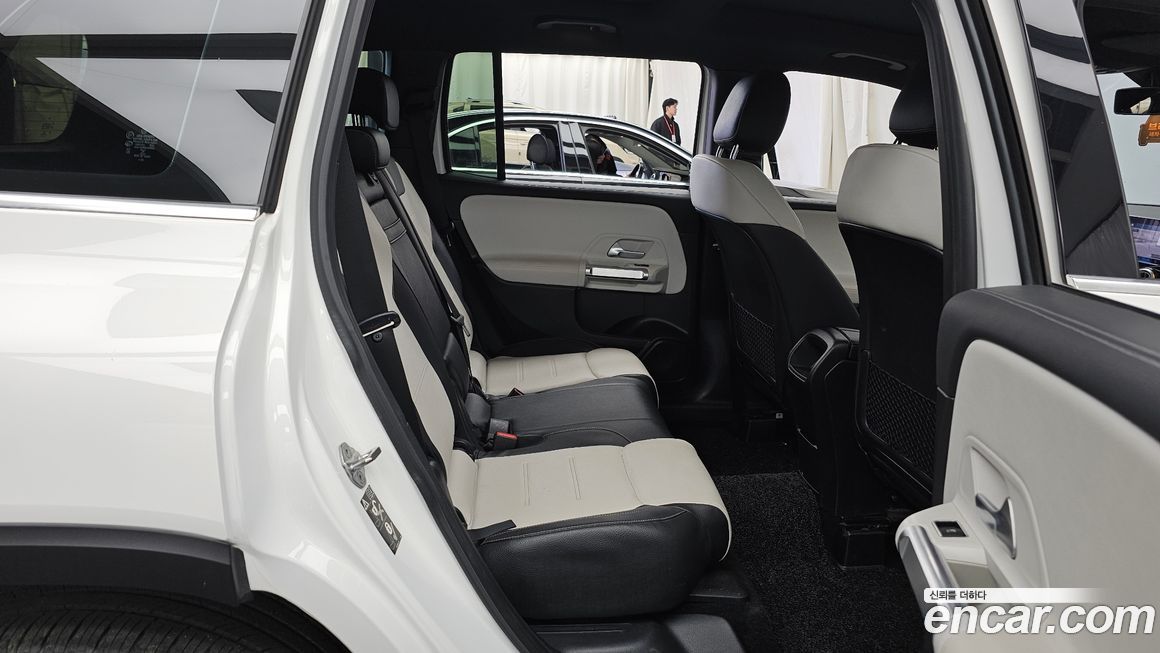 Mercedes-Benz GLB-Class 2020