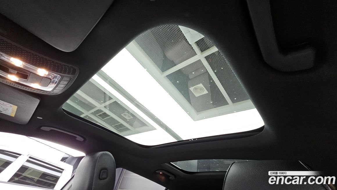 Mercedes-Benz GLB-Class 2020