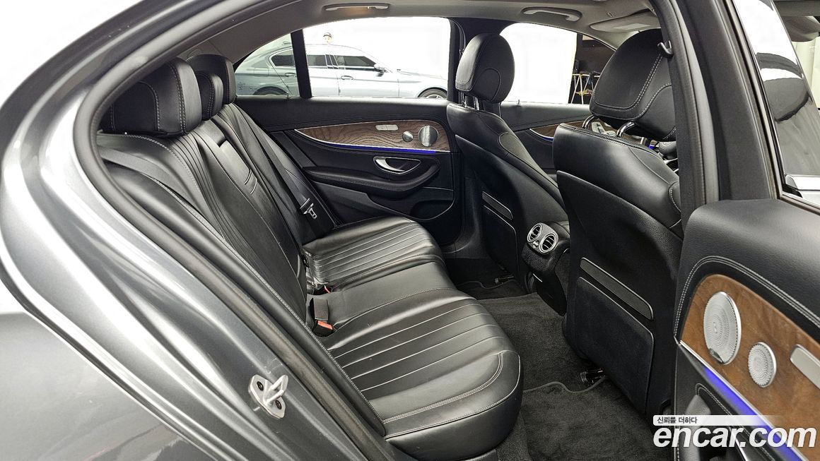 Mercedes-Benz E-Class 2019