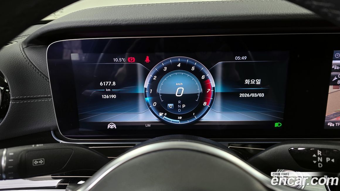 Mercedes-Benz E-Class 2019