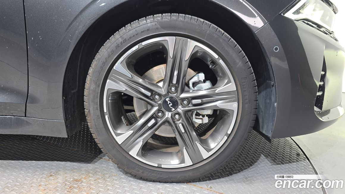 Kia K5 2023