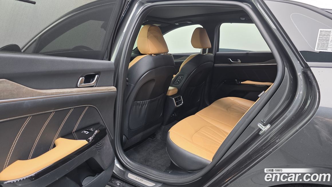 Kia K5 2023