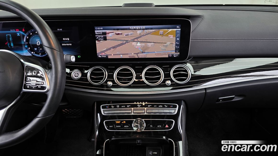 Mercedes-Benz E-Class 2019