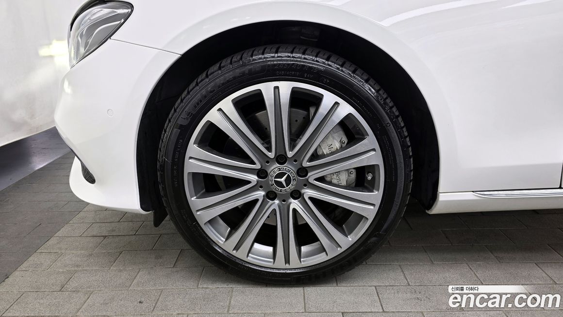 Mercedes-Benz E-Class 2019