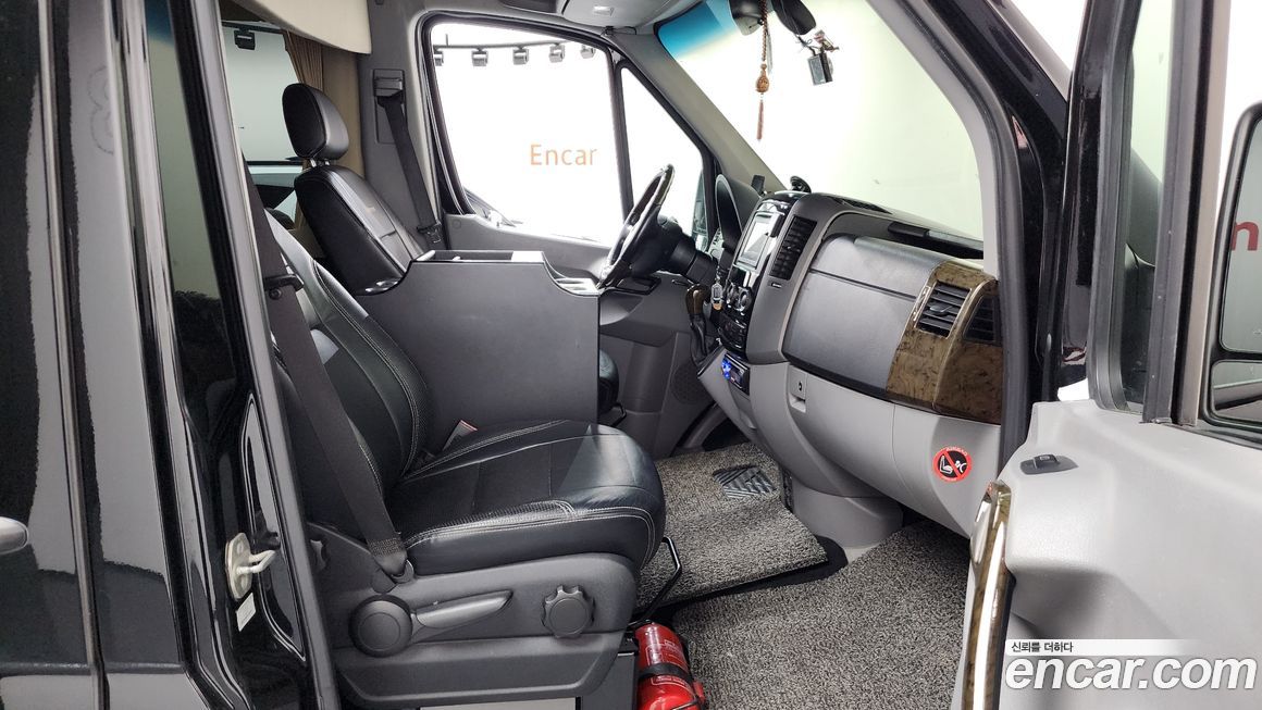 Mercedes-Benz Sprinter 2013