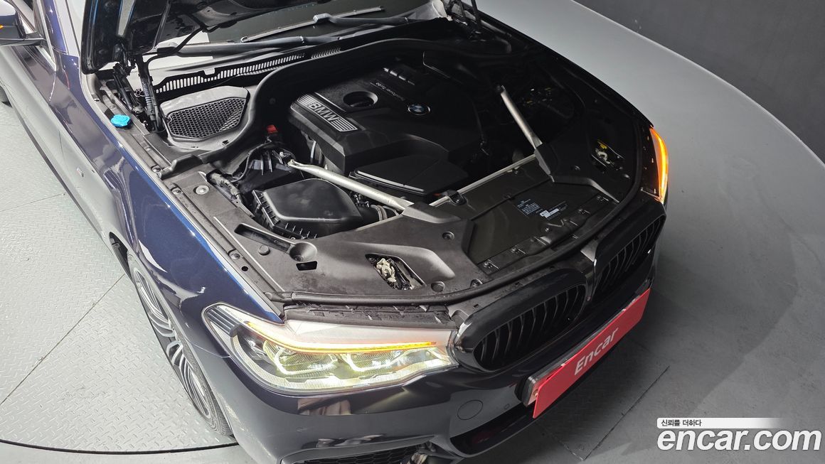 BMW 5-Series 2019