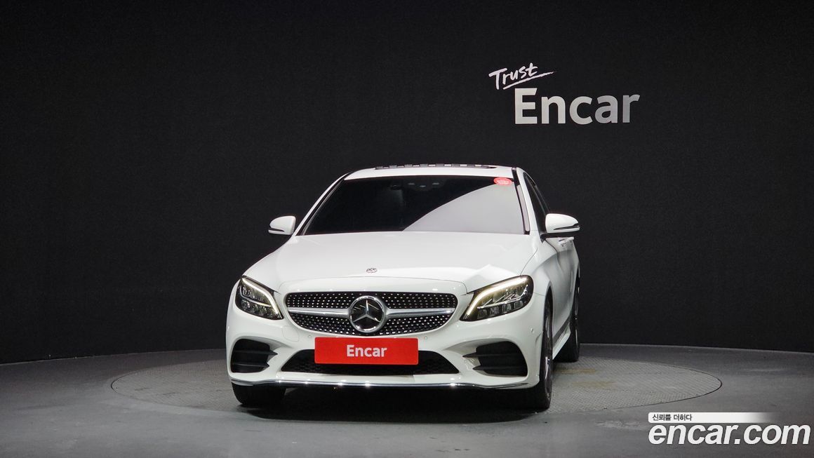 Mercedes-Benz C-Class 2021
