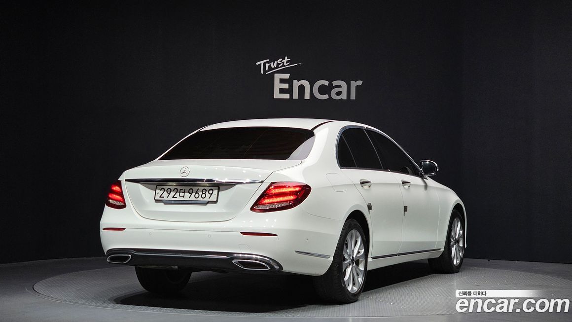 Mercedes-Benz E-Class 2019