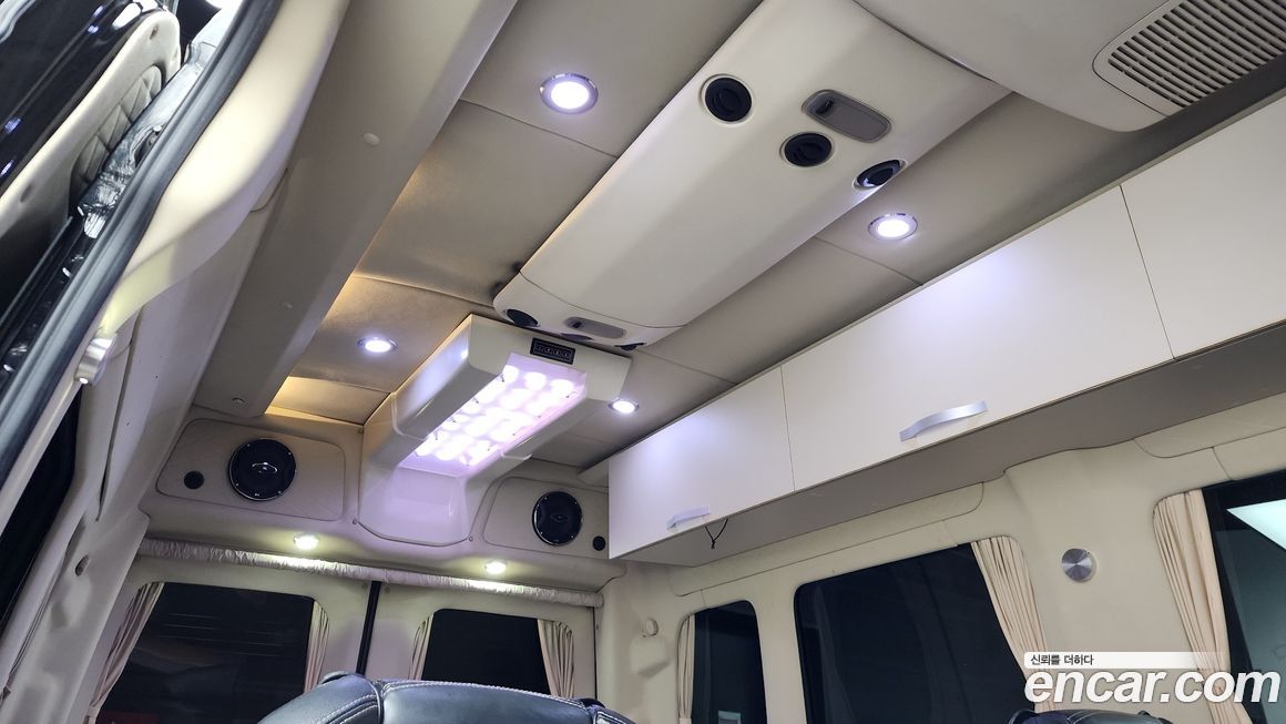 Mercedes-Benz Sprinter 2013