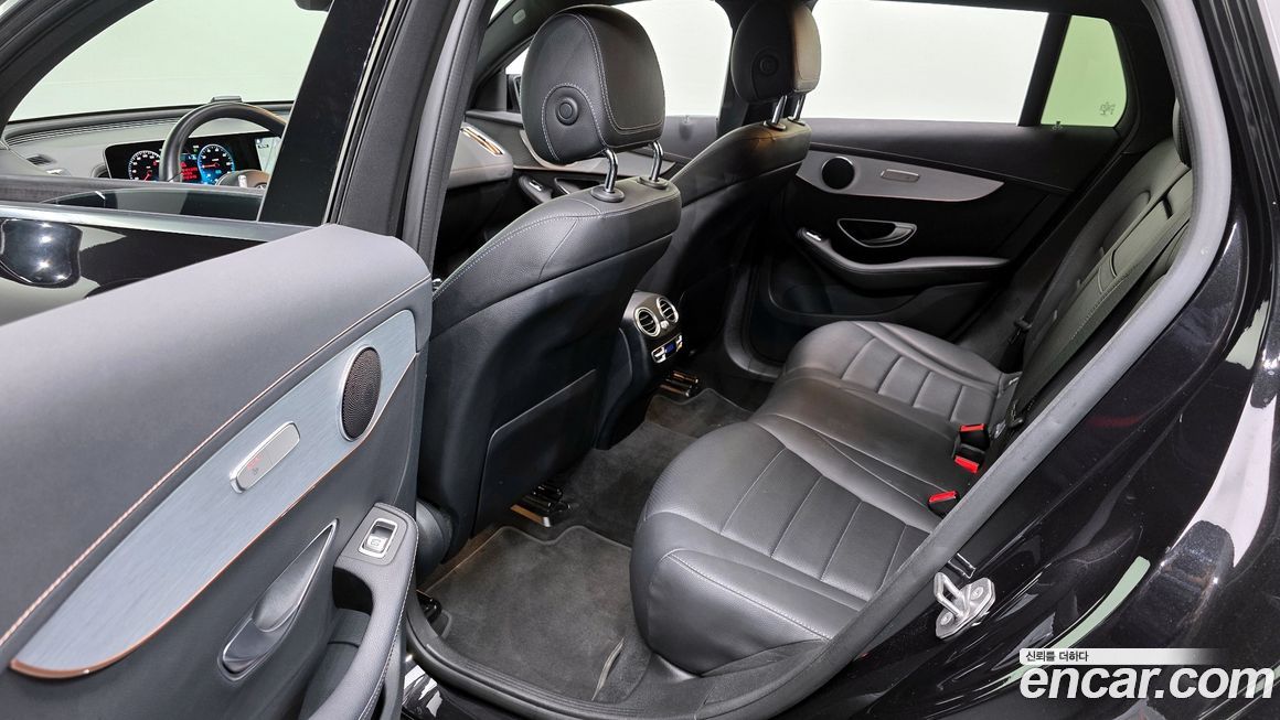 Mercedes-Benz EQC 2020