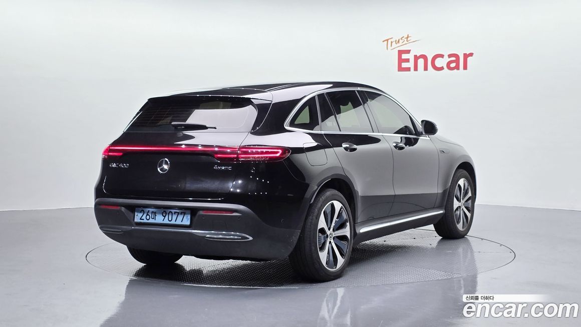 Mercedes-Benz EQC 2020