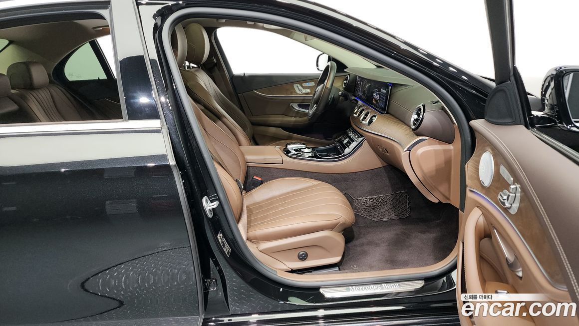 Mercedes-Benz E-Class 2020