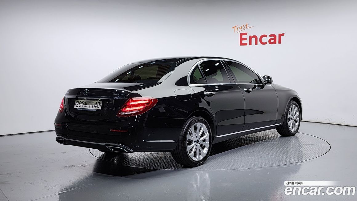 Mercedes-Benz E-Class 2020