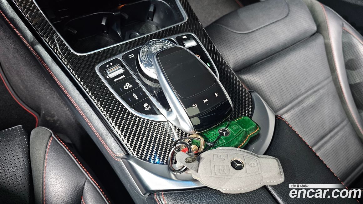 Mercedes-Benz GLC-Class 2019