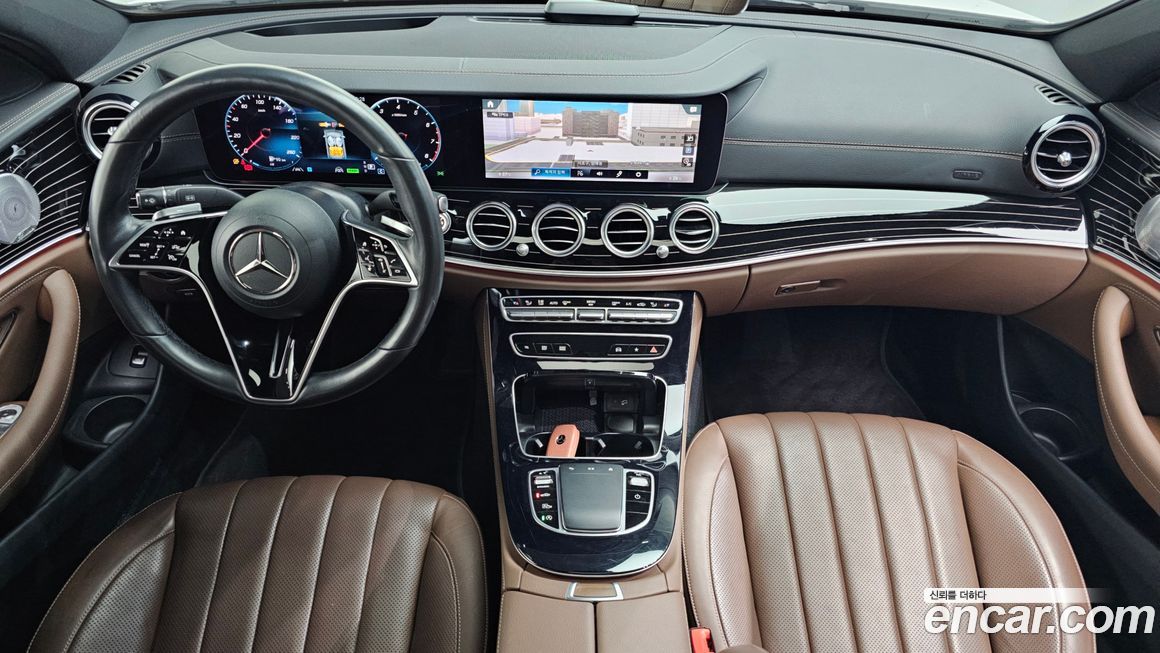 Mercedes-Benz E-Class 2021