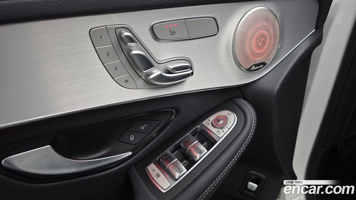 Mercedes-Benz GLC-Class 2019