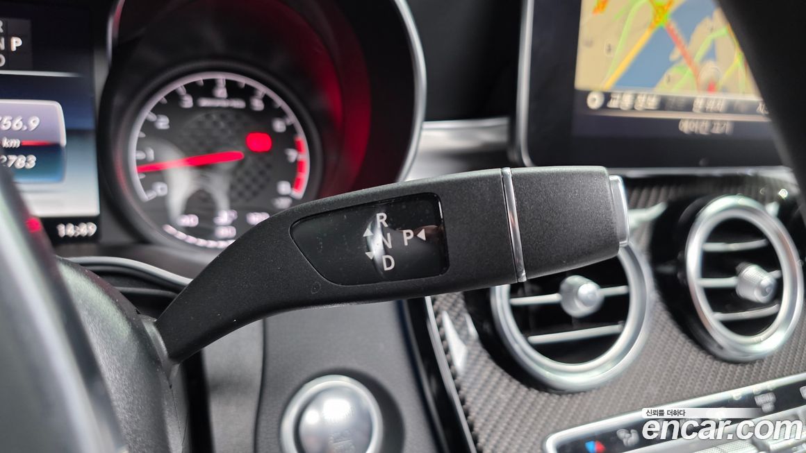 Mercedes-Benz GLC-Class 2019