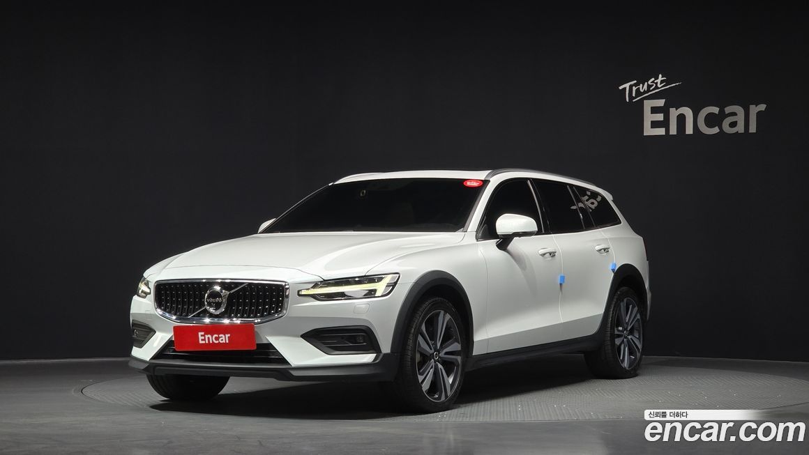 Volvo V60 2021