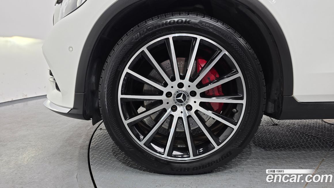 Mercedes-Benz GLC-Class 2019