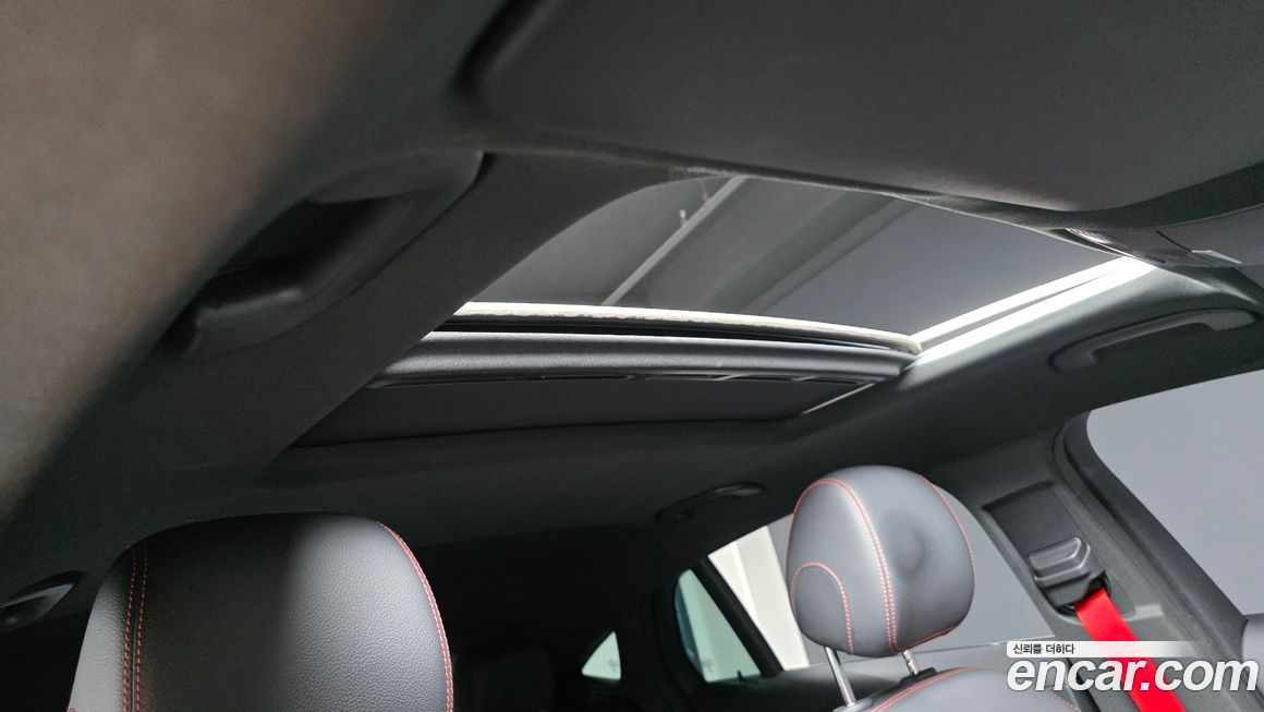 Mercedes-Benz GLC-Class 2019