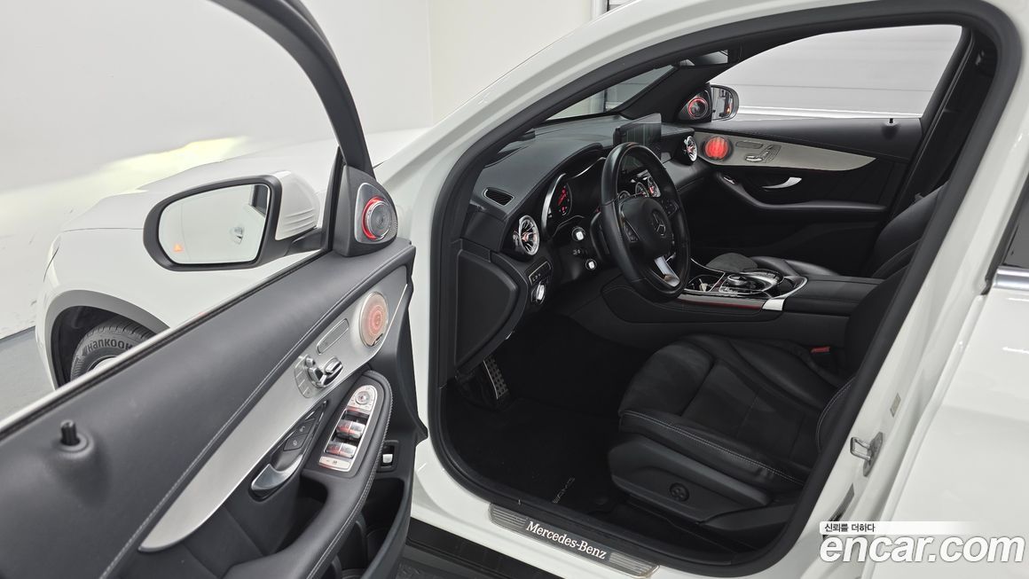 Mercedes-Benz GLC-Class 2019