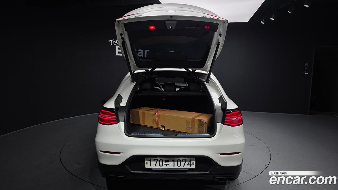 Mercedes-Benz GLC-Class 2019