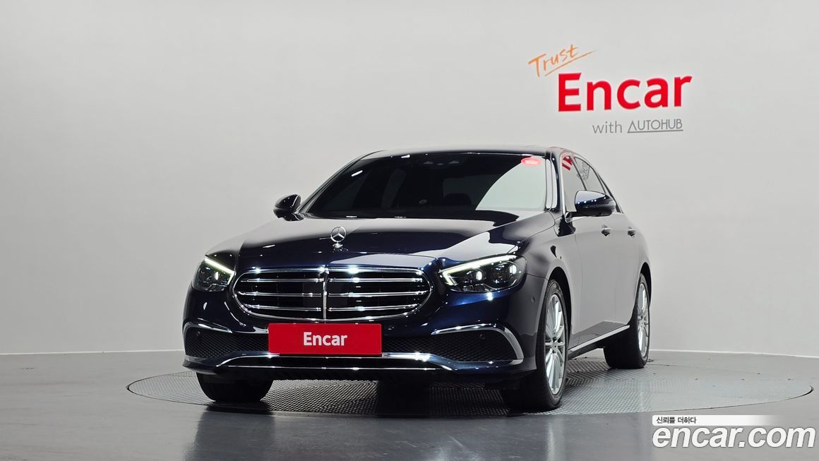 Mercedes-Benz E-Class 2022