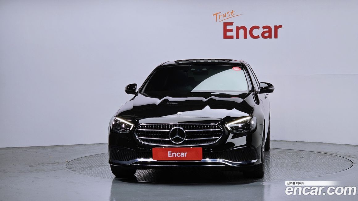 Mercedes-Benz E-Class 2021