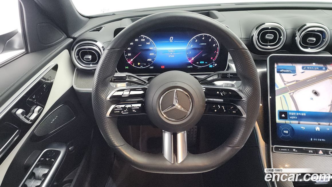 Mercedes-Benz C-Class 2022