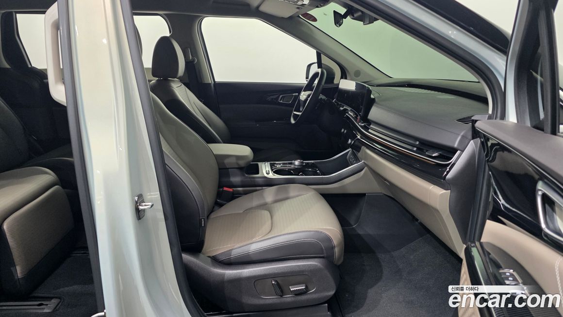 Kia Canival 2025