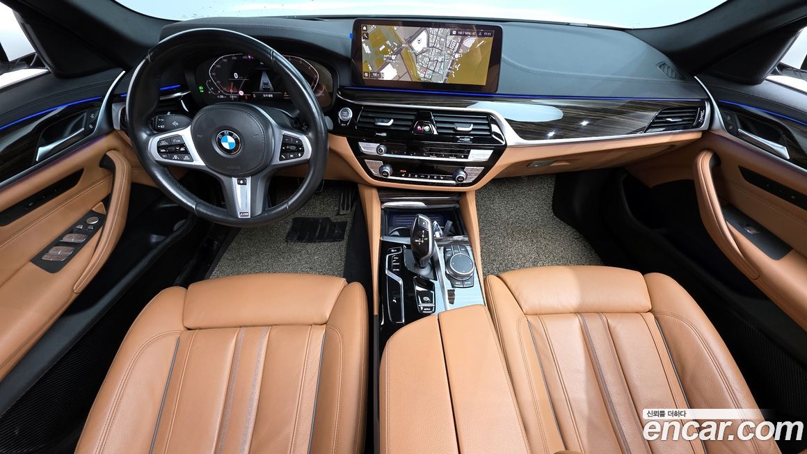 BMW 5-Series 2022
