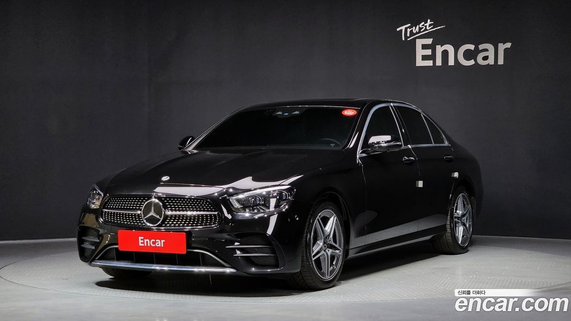 Mercedes-Benz E-Class 2023