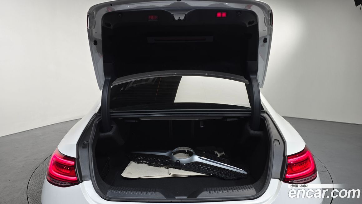 Mercedes-Benz CLS-Class 2021