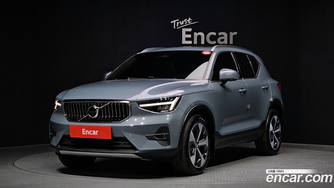 Volvo XC40 2023