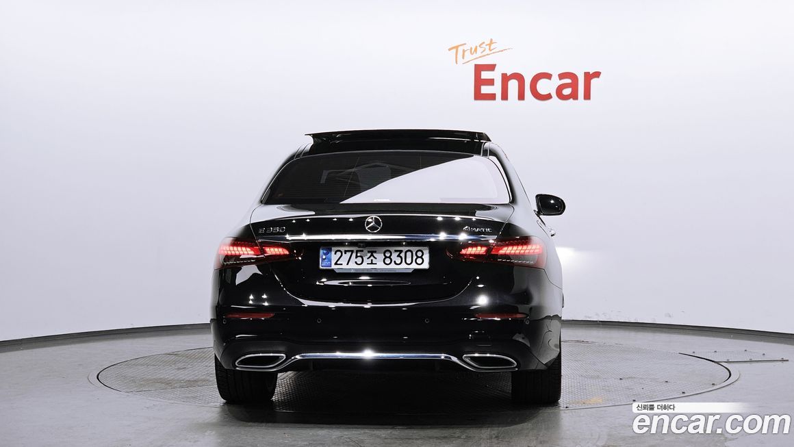 Mercedes-Benz E-Class 2021