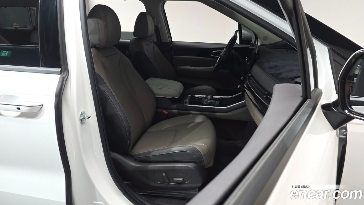 Kia Canival 2025