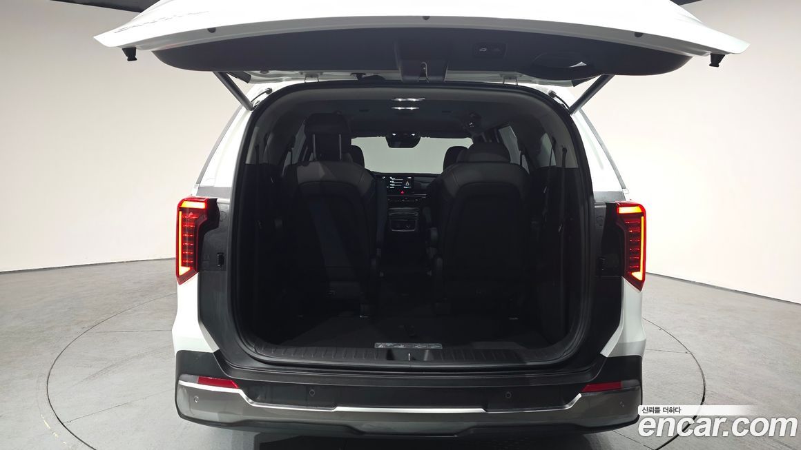 Kia Canival 2025