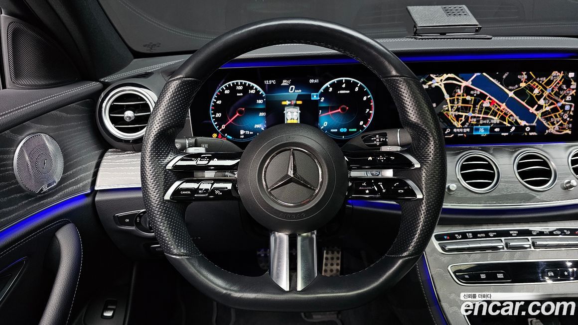 Mercedes-Benz E-Class 2021