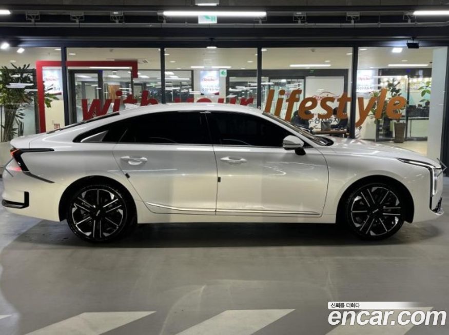 Kia K8 2025