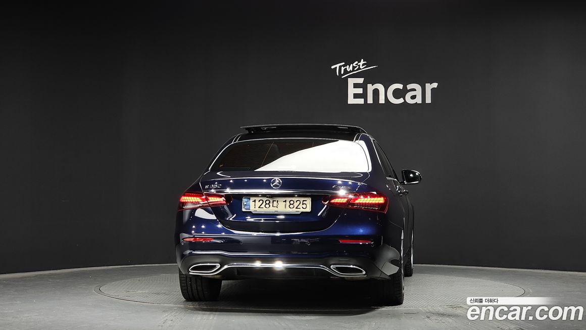 Mercedes-Benz E-Class 2021