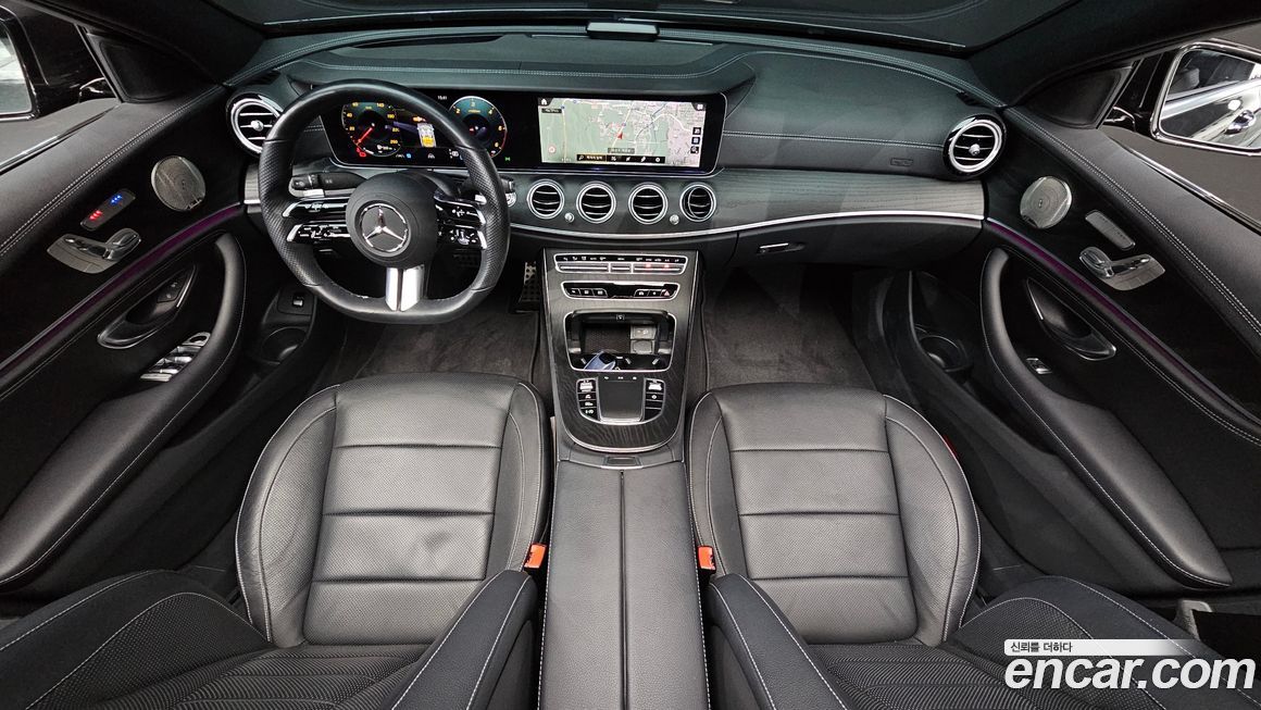 Mercedes-Benz E-Class 2022