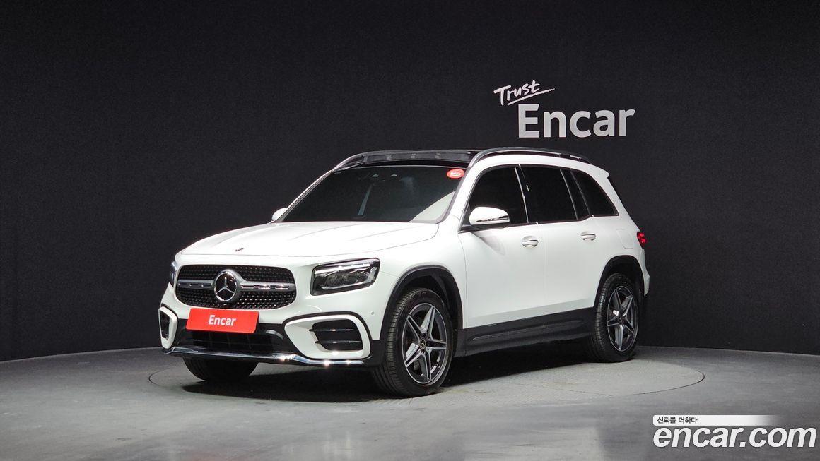 Mercedes-Benz GLB-Class 2024