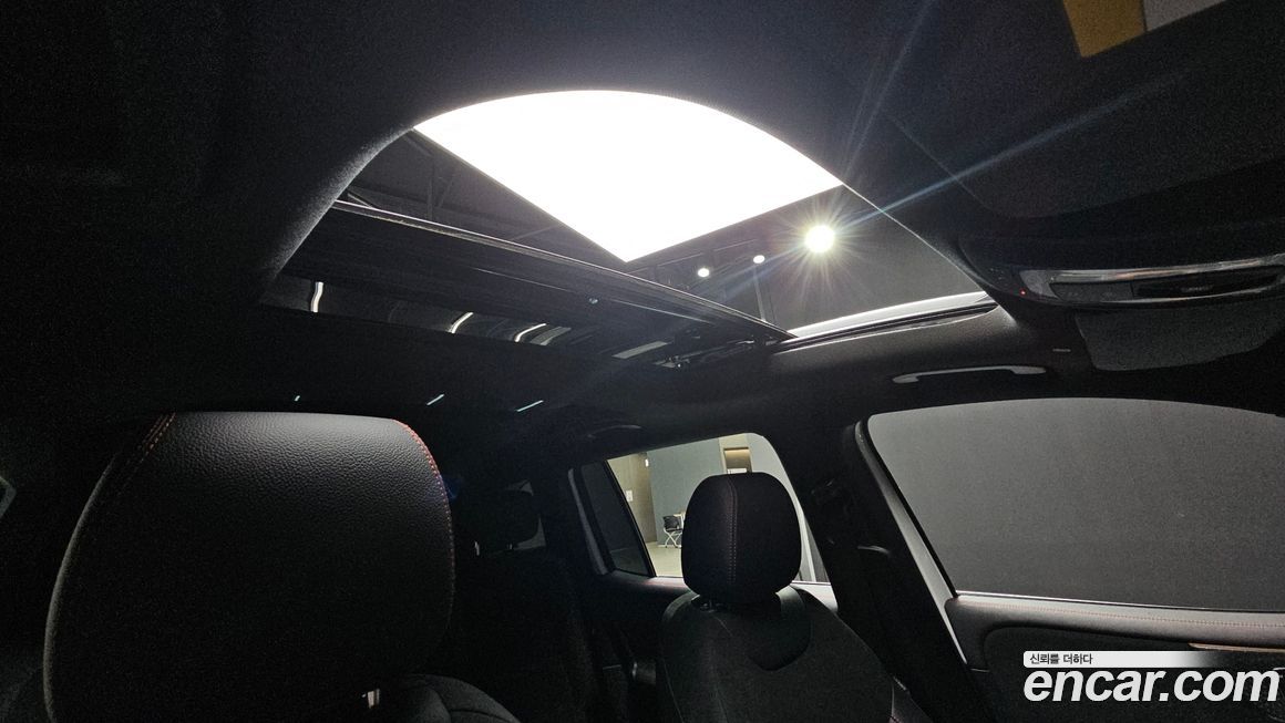 Mercedes-Benz GLB-Class 2024