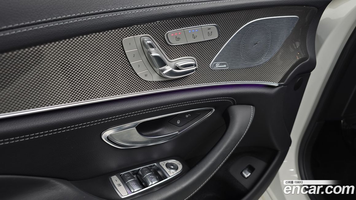 Mercedes-Benz CLS-Class 2019