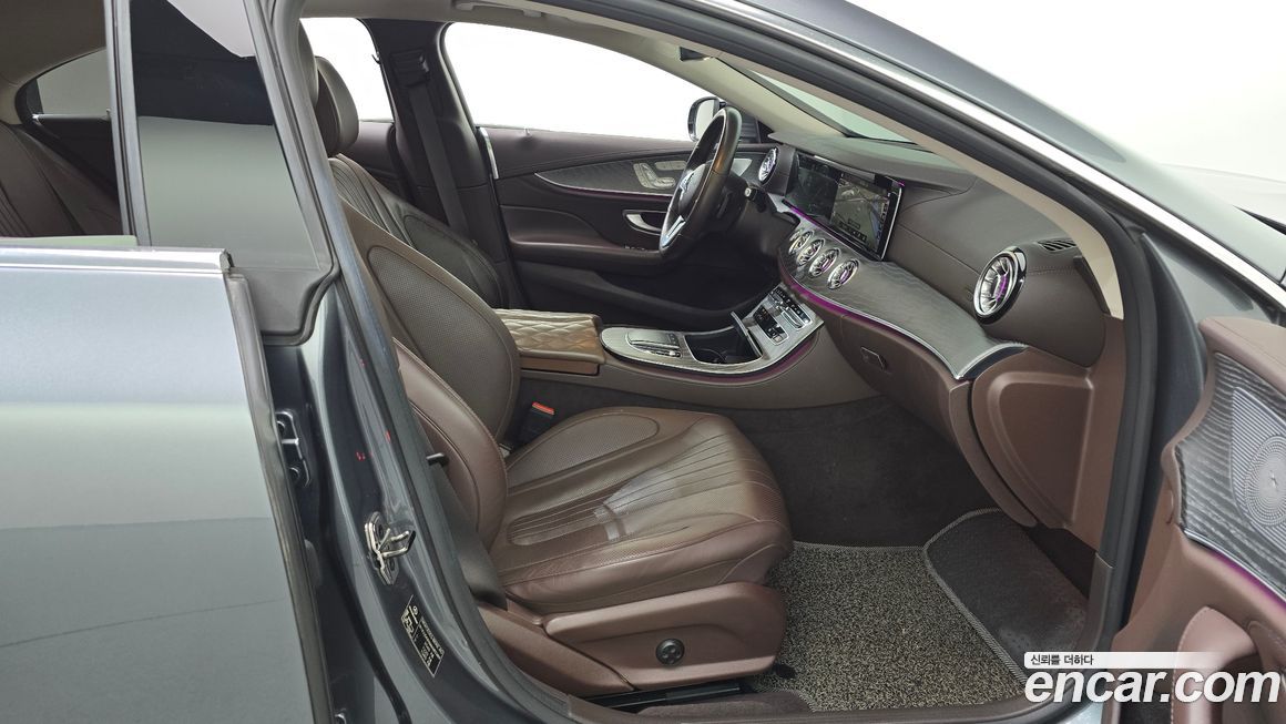 Mercedes-Benz CLS-Class 2021