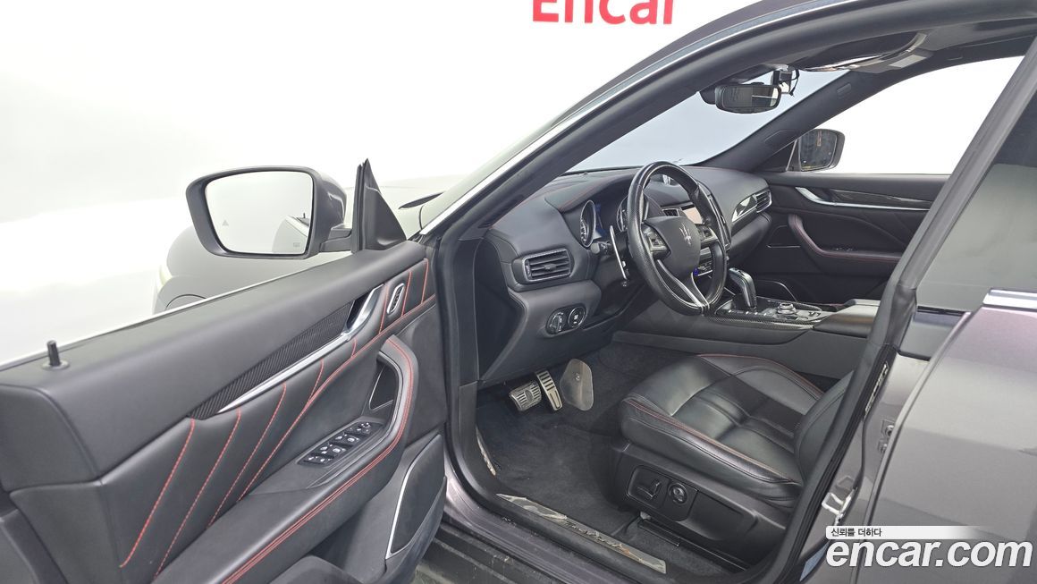 Maserati Levante 2020