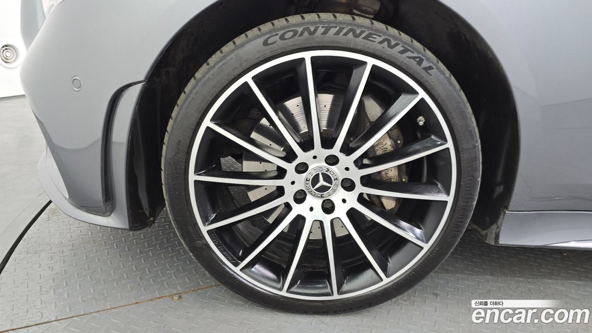 Mercedes-Benz CLS-Class 2021