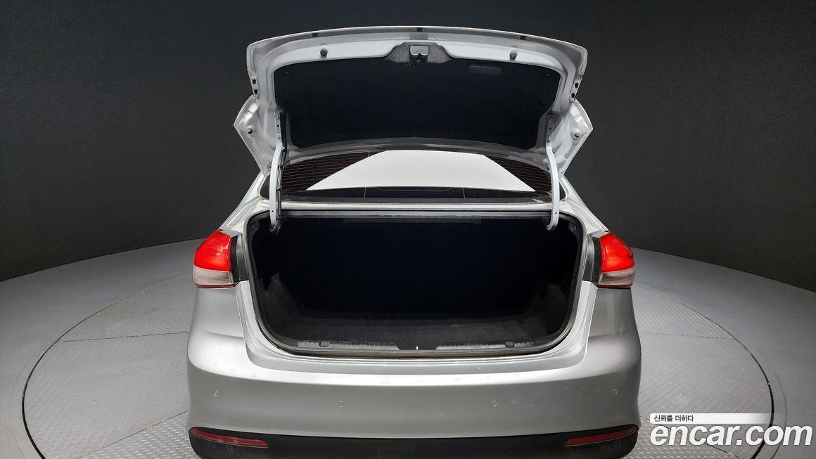Kia K3 2016