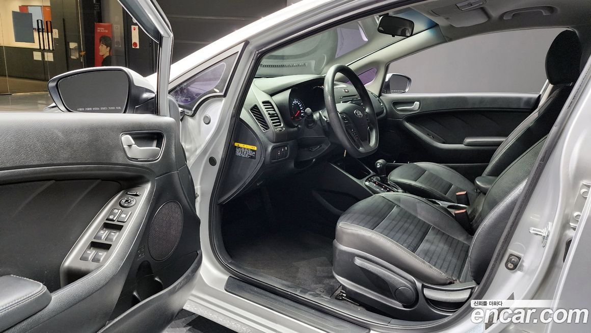 Kia K3 2016
