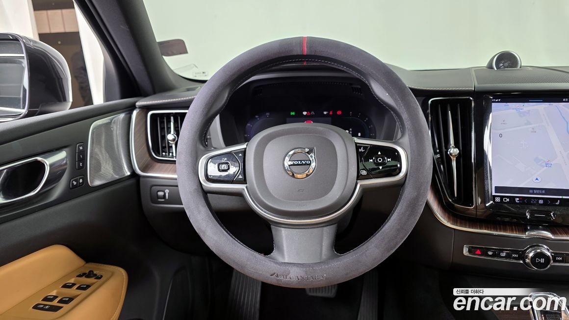 Volvo XC60 2022
